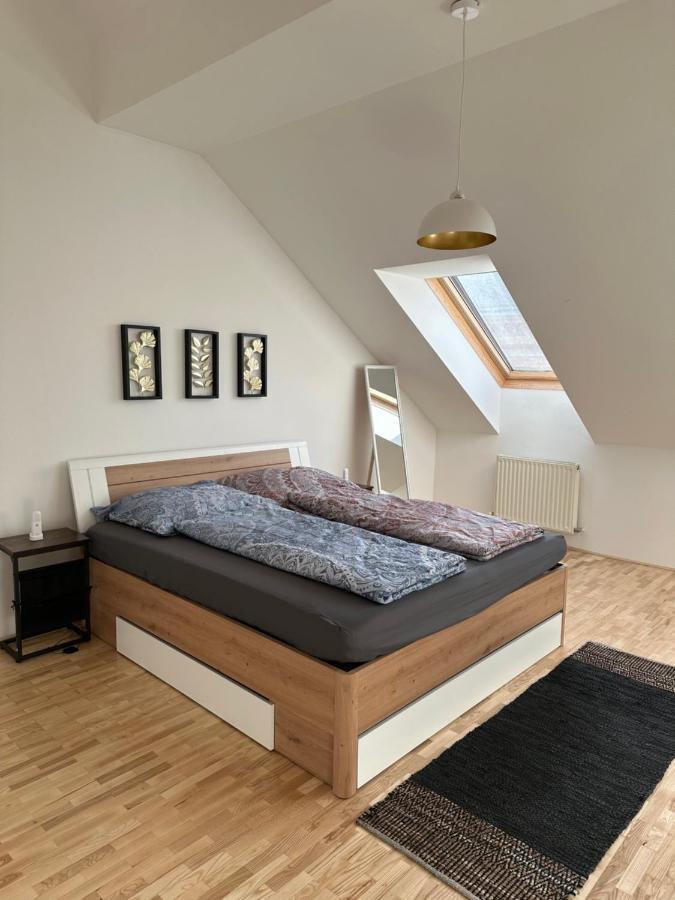 Klimatisiertes Dachgeschoss City Apartment In Zentrum Wiens المظهر الخارجي الصورة