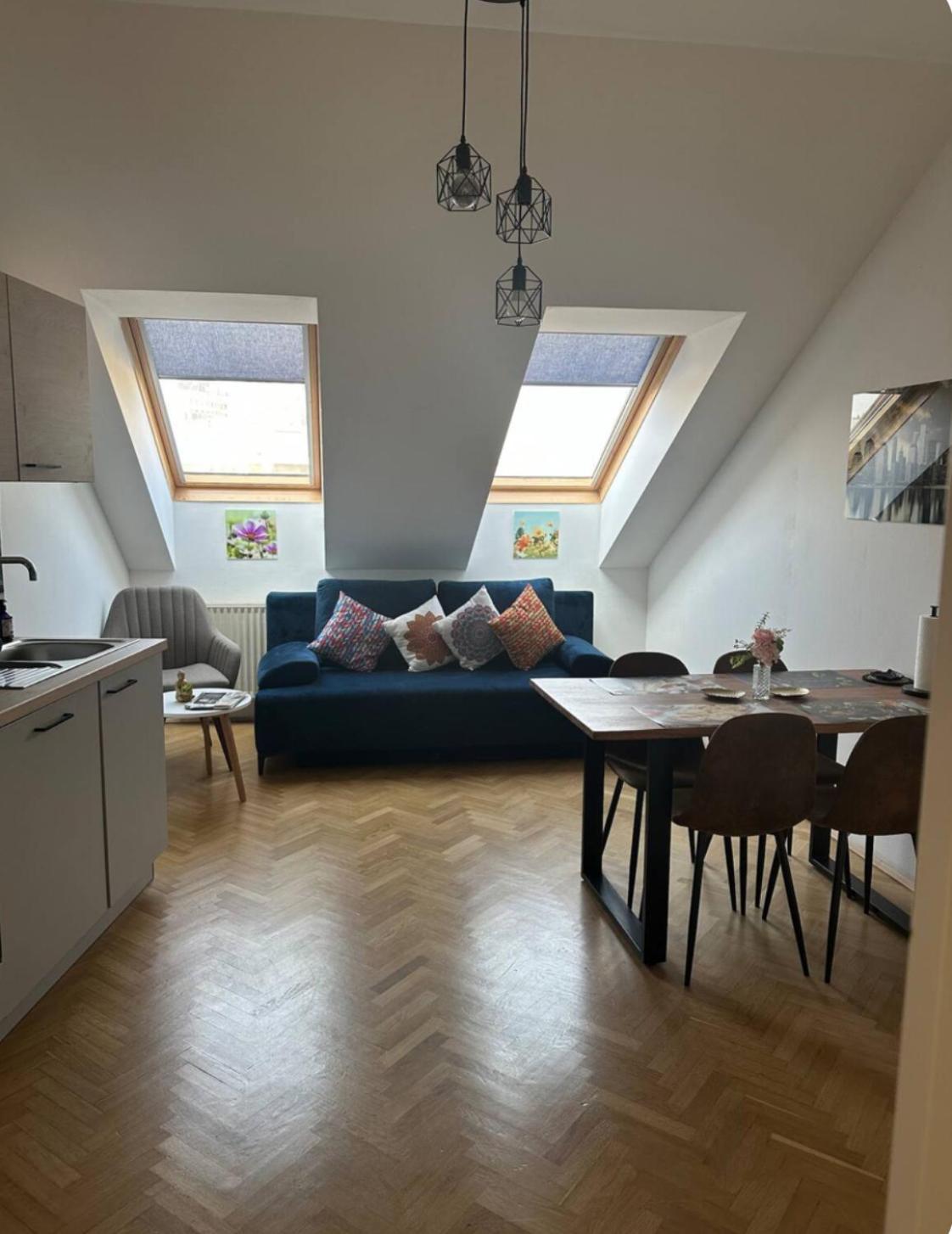 Klimatisiertes Dachgeschoss City Apartment In Zentrum Wiens المظهر الخارجي الصورة