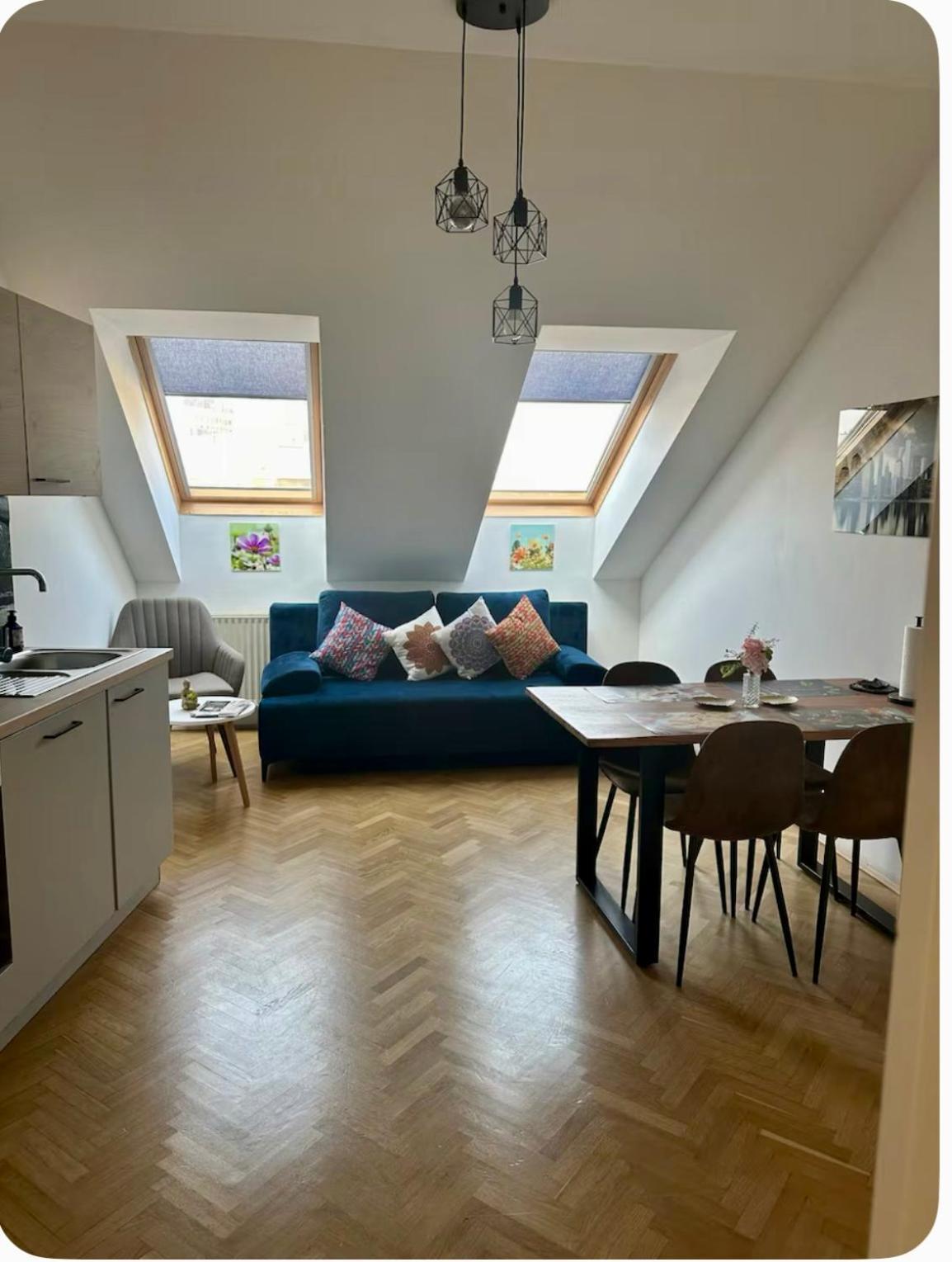 Klimatisiertes Dachgeschoss City Apartment In Zentrum Wiens المظهر الخارجي الصورة